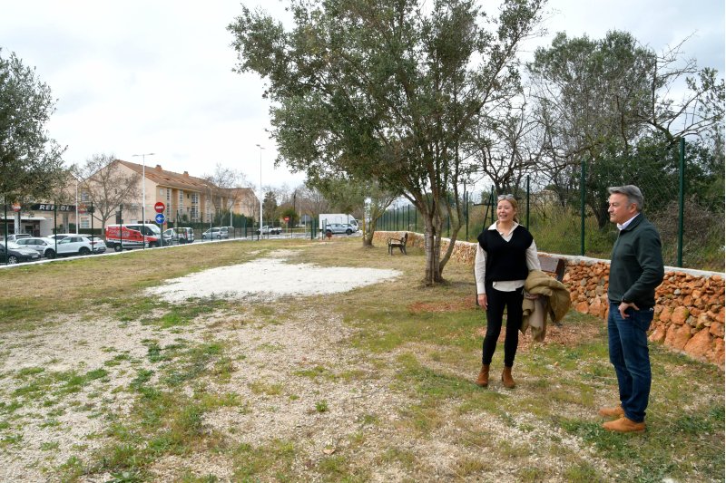 Xàbia habilita dos nuevas zonas caninas en el Arenal y Duanes Xàbia habilita dos nuevas zonas caninas en el Arenal y Duanes