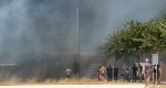 Un incendio en Jesús Pobre afecta a un pinar cercano a unas viviendas  Un incendio en Jesús Pobre afecta a un pinar cercano a unas viviendas