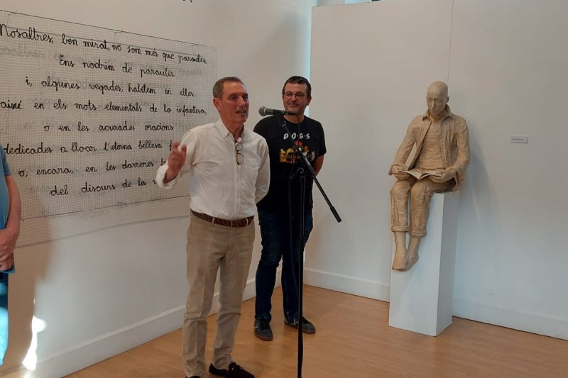 Una visió de les lletres i les paraules des del art  Una visió de les lletres i les paraules des del art