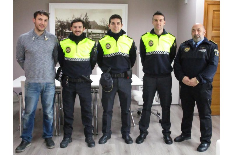 La Policía Local de Ondara incorpora tres nuevos agentes La Policía Local de Ondara incorpora tres nuevos agentes