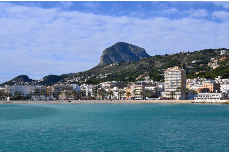 Xàbia i Castell de Castells registran temperaturas mínimas anuales de 4,3 i 6,8 bajo cero Xàbia i Castell de Castells registran temperaturas mínimas anuales de 4,3 i 6,8 bajo cero