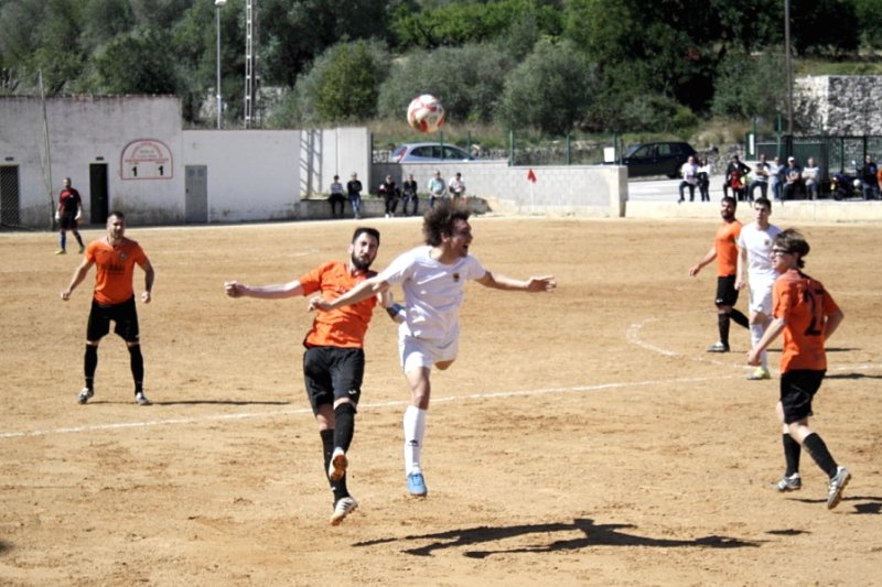 L’Orba s’allibera de la pressió i guanya a l’Altea (3-1) amb un gran partit L’Orba s’allibera de la pressió i guanya a l’Altea (3-1) amb un gran partit