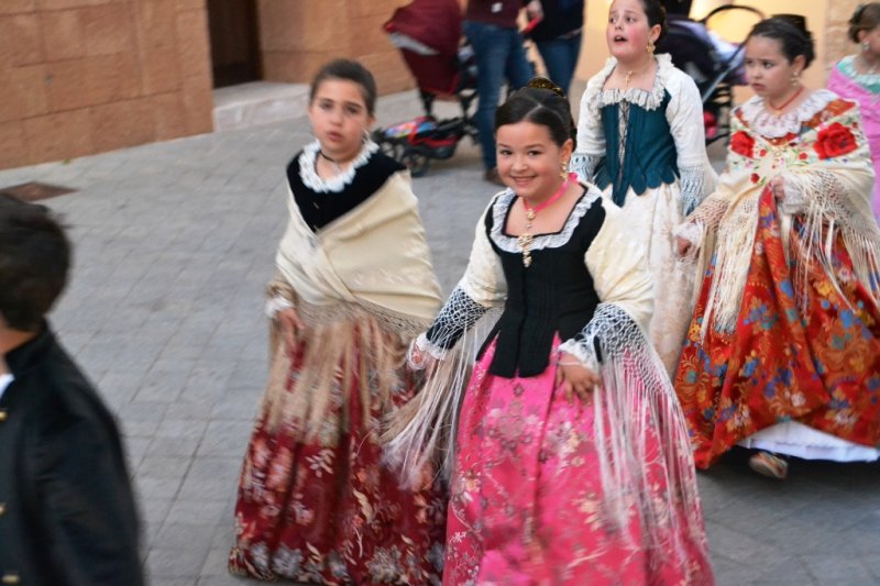 Marcos A. Torres fa ús de l’experiència vital transmesa pels pares per a fer el pregó de les festes de Benissa Marcos A. Torres fa ús de l’experiència vital transmesa pels pares per a fer el pregó de les festes de Benissa