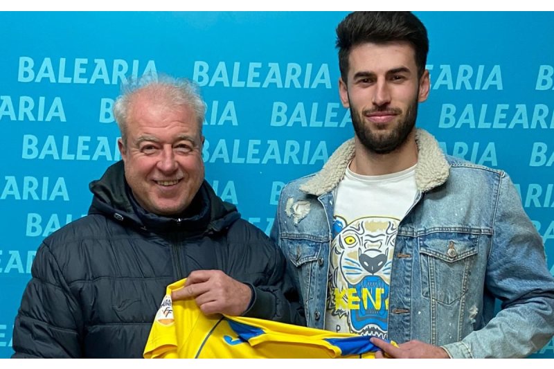 El Dénia ficha al extremo Alfie para reforzar el ataque El Dénia ficha al extremo Alfie para reforzar el ataque