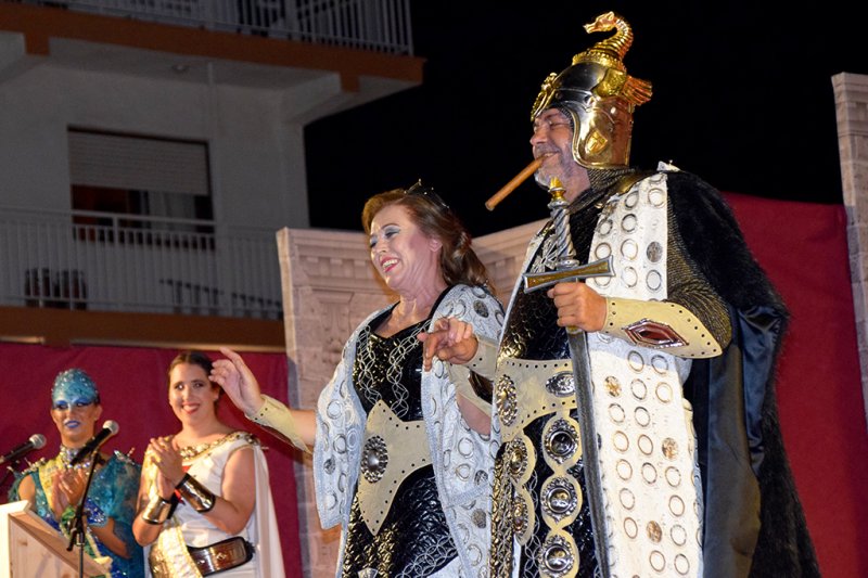 Los Moros i Cristians de Xàbia arrancan con una presentación cargada de emociones y homenajes Los Moros i Cristians de Xàbia arrancan con una presentación cargada de emociones y homenajes
