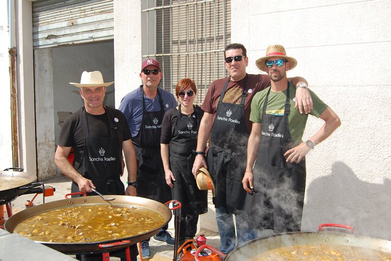 Dos-centes paelles al concurs de la Font fan bullir l’ambient previ a les falles a Pego Dos-centes paelles al concurs de la Font fan bullir l’ambient previ a les falles a Pego