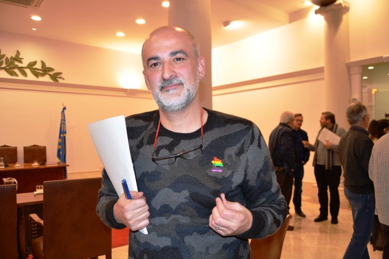 Un juzgado condena al ex policía local de Dénia Eugenio Crespo por insultos homófobos al concejal Javier Scotto   Un juzgado condena al ex policía local de Dénia Eugenio Crespo por insultos homófobos al concejal Javier Scotto