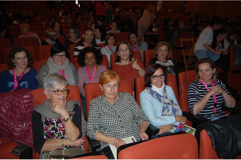 Més de tres-centes assistents a les jornades Violència 0 des dels 0 anys reivindiquen un canvi de model educatiu Més de tres-centes assistents a les jornades Violència 0 des dels 0 anys reivindiquen un canvi de model educatiu