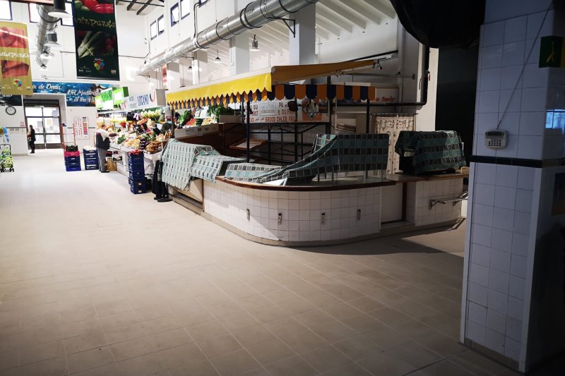 El Mercat de Dénia concluye las obras de pavimentación El Mercat de Dénia concluye las obras de pavimentación