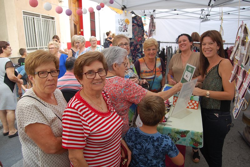 David Escarabajal s’imposa en el Concurs de Pintura Ràpida de la Fira de Comerç de Sant Miquel a Pego David Escarabajal s’imposa en el Concurs de Pintura Ràpida de la Fira de Comerç de Sant Miquel a Pego