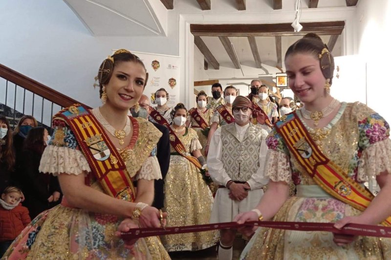 Vuelve la alegría fallera a las calles Vuelve la alegría fallera a las calles