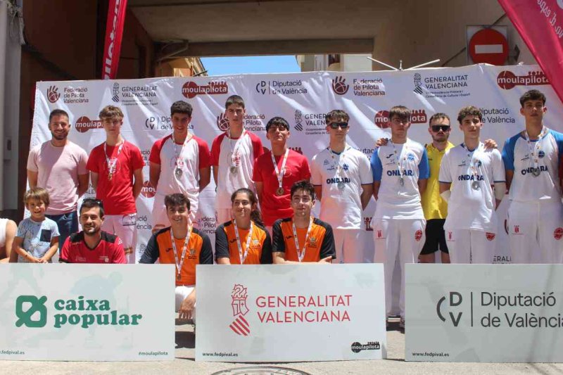 Beniarbeig-El Verger, Ondara, i Laguar destaquen en les finales dels campionats autonòmics de llargues  Beniarbeig-El Verger, Ondara, i Laguar destaquen en les finales dels campionats autonòmics de llargues