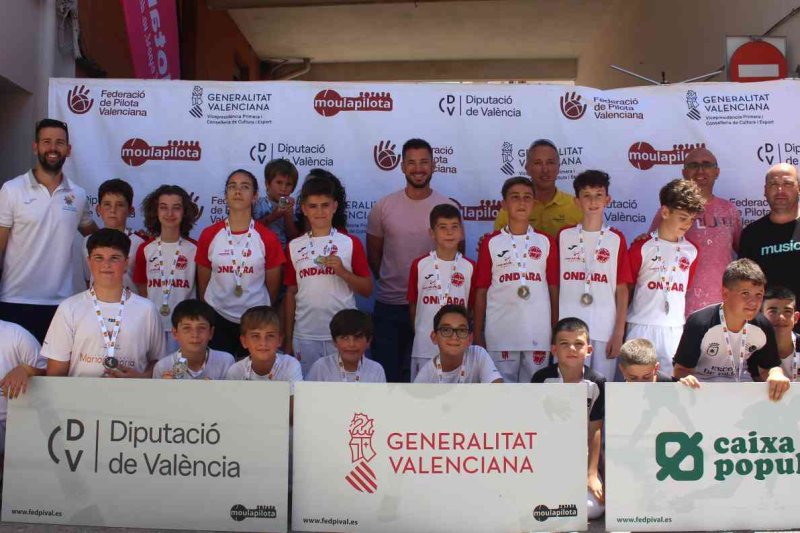Beniarbeig-El Verger, Ondara, i Laguar destaquen en les finales dels campionats autonòmics de llargues  Beniarbeig-El Verger, Ondara, i Laguar destaquen en les finales dels campionats autonòmics de llargues