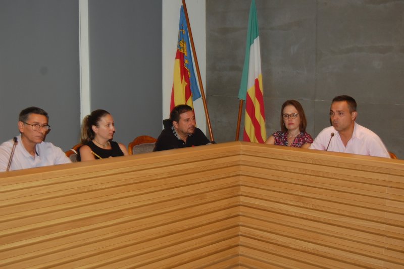 El PP de Pego accepta l’oferta de l’executiu socialista per a formar part de la Junta de Govern El PP de Pego accepta l’oferta de l’executiu socialista per a formar part de la Junta de Govern