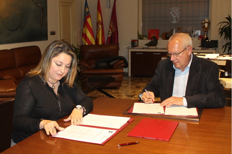 La UNED prepara la segunda fase del estudio sobre el mercado laboral La UNED prepara la segunda fase del estudio sobre el mercado laboral