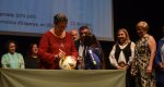 Emotivo homenaje a las pioneras del fútbol femenino en Dénia  Emotivo homenaje a las pioneras del fútbol femenino en Dénia