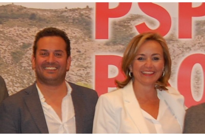 El juzgado n.2 de Dénia acuerda el sobreseimiento del procedimiento por la vacunación con dosis sobrantes de la alcaldesa de Els Poblets i el exalcalde de El Verger El juzgado n.2 de Dénia acuerda el sobreseimiento del procedimiento por la vacunación con dosis sobrantes de la alcaldesa de Els Poblets i el exalcalde de El Verger