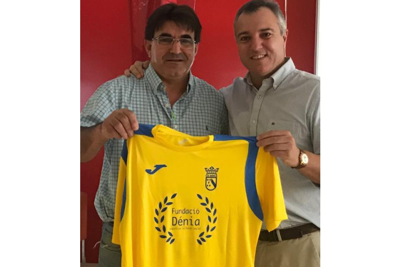 Fútbol: La Fundació Dénia patrocinará a los juveniles del CD Dénia Fútbol: La Fundació Dénia patrocinará a los juveniles del CD Dénia