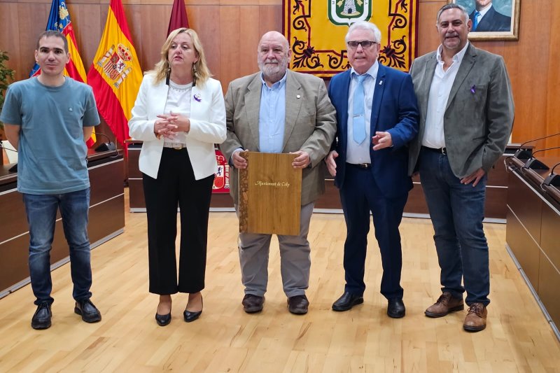 Relevo en el cargo de Juez de Paz de Calp: Hipólito Moreno sustituye a Juan Santos Relevo en el cargo de Juez de Paz de Calp: Hipólito Moreno sustituye a Juan Santos