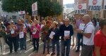 Centenares de personas se manifiestan contra los deslindes en Dénia Centenares de personas se manifiestan contra los deslindes en Dénia