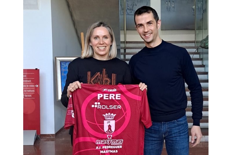 Rolser renueva el patrocinio con el pilotari Pere Ribes una temporada más Rolser renueva el patrocinio con el pilotari Pere Ribes una temporada más