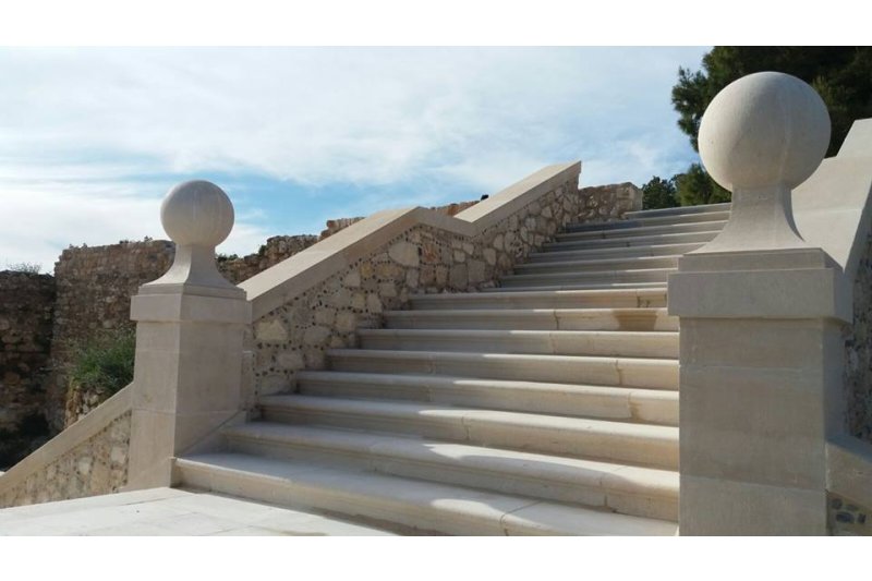 Las escaleras del Palau del Governador, nuevo atractivo del castillo de Dénia Las escaleras del Palau del Governador, nuevo atractivo del castillo de Dénia