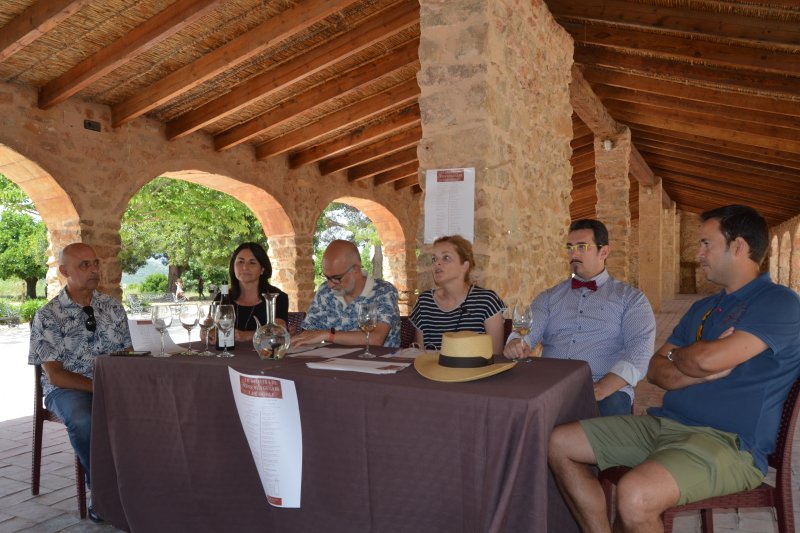 Caldos amb històries a contar Caldos amb històries a contar