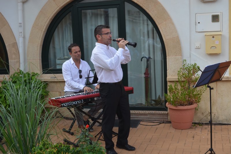 Los discursos reivindicativos irrumpen en el acto institucional del 9 de Octubre  Los discursos reivindicativos irrumpen en el acto institucional del 9 de Octubre