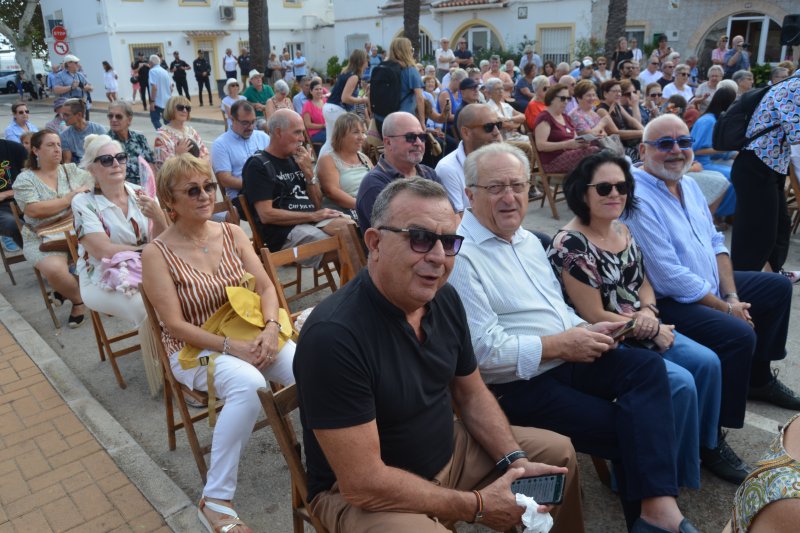 Los discursos reivindicativos irrumpen en el acto institucional del 9 de Octubre  Los discursos reivindicativos irrumpen en el acto institucional del 9 de Octubre