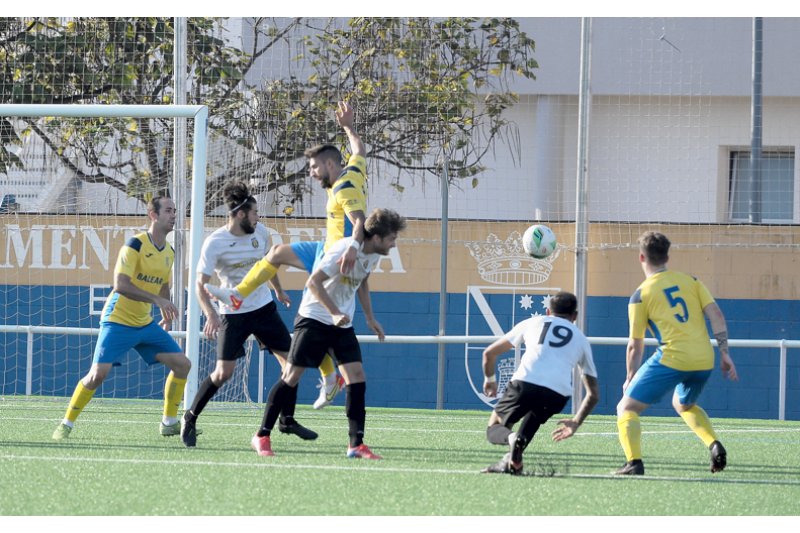 Regional Preferente: Un Pedreguer tocado y un Dénia de subidón protagonizan este sábado el duelo comarcal de la jornada Regional Preferente: Un Pedreguer tocado y un Dénia de subidón protagonizan este sábado el duelo comarcal de la jornada