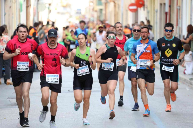 LA MILLOR GALERIA DE FOTOS per a una de les més emblemàtiques proves del Circuit a Peu: la Cursa de Pedreguer LA MILLOR GALERIA DE FOTOS per a una de les més emblemàtiques proves del Circuit a Peu: la Cursa de Pedreguer