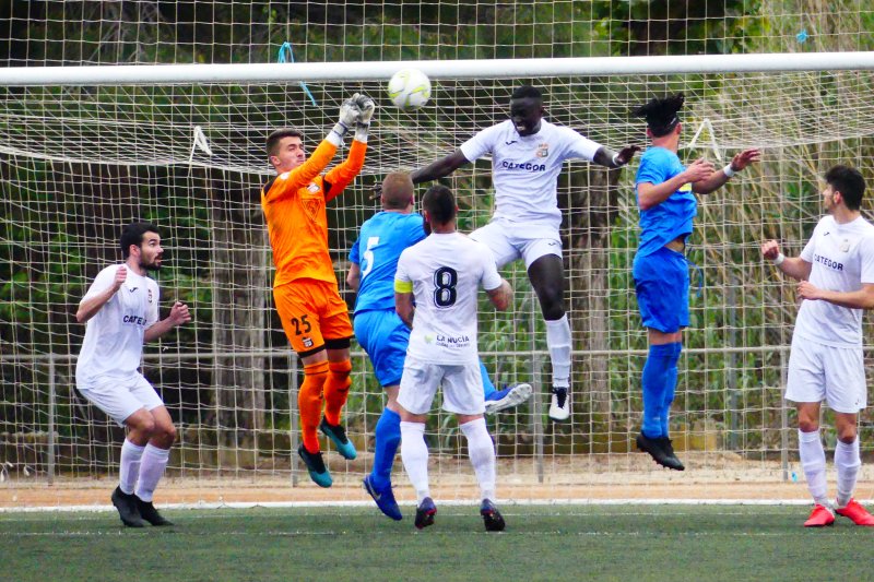 Preferente: El Pedreguer se gusta ante La Nucia (3-1) y el Jávea pincha en casa del colista (1-1) Preferente: El Pedreguer se gusta ante La Nucia (3-1) y el Jávea pincha en casa del colista (1-1)