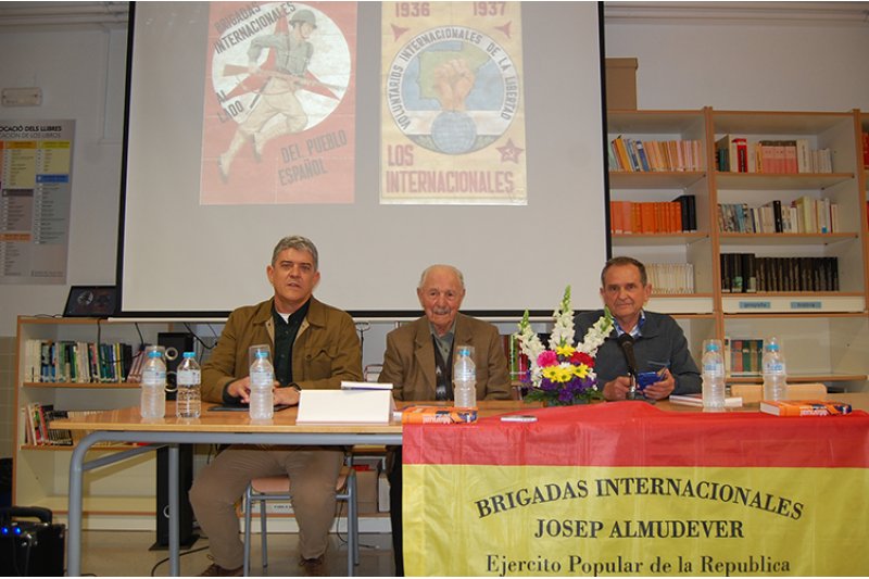 El testimoni de brigadista internacional José Almudéver inicia el Cicle al voltant de a Memòria Històrica a Pego El testimoni de brigadista internacional José Almudéver inicia el Cicle al voltant de a Memòria Històrica a Pego