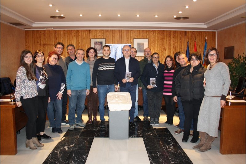 La corporació d’Ondara ret homenatge als jutges de pau dels últims dotze anys La corporació d’Ondara ret homenatge als jutges de pau dels últims dotze anys