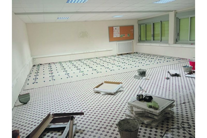 Los colegios de Dénia se preparan para la vuelta a clase  Los colegios de Dénia se preparan para la vuelta a clase