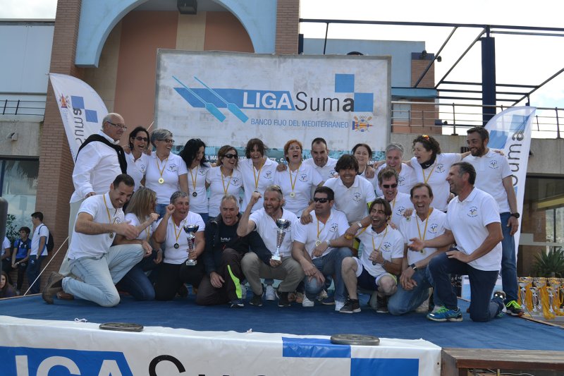 Rem: El CR Marina de Dénia fa ple de victòries en el Trofeu dels Desemparats de la lliga SUMA Rem: El CR Marina de Dénia fa ple de victòries en el Trofeu dels Desemparats de la lliga SUMA
