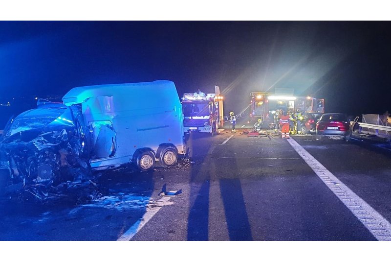 Dos personas mueren en un accidente de tráfico en Benissa Dos personas mueren en un accidente de tráfico en Benissa