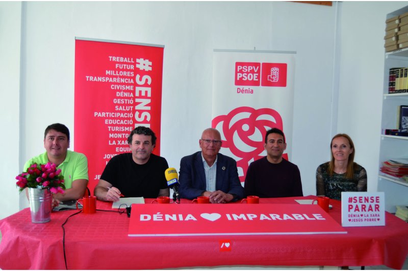 Raúl García de la Reina hace balance de una legislatura “en la que se han solucionado males endémicos” en Dénia Raúl García de la Reina hace balance de una legislatura “en la que se han solucionado males endémicos” en Dénia