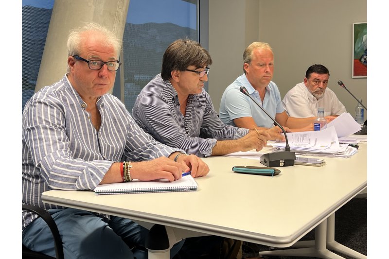 El Juzgado suspende la asamblea del CD Dénia que aprobó la subida de la cuota de los socios a 300 euros El Juzgado suspende la asamblea del CD Dénia que aprobó la subida de la cuota de los socios a 300 euros