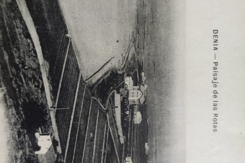 Retrat de la Dénia de fa 100 anys: Una sèrie postal recull en vint imatges el bategar d’una ciutat que travessava moments convulsos Retrat de la Dénia de fa 100 anys: Una sèrie postal recull en vint imatges el bategar d’una ciutat que travessava moments convulsos