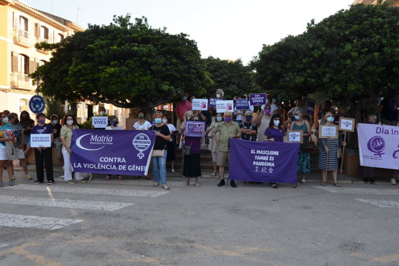 Concentración del movimiento feminista para denunciar que “el machismo nos mata”  Concentración del movimiento feminista para denunciar que “el machismo nos mata”