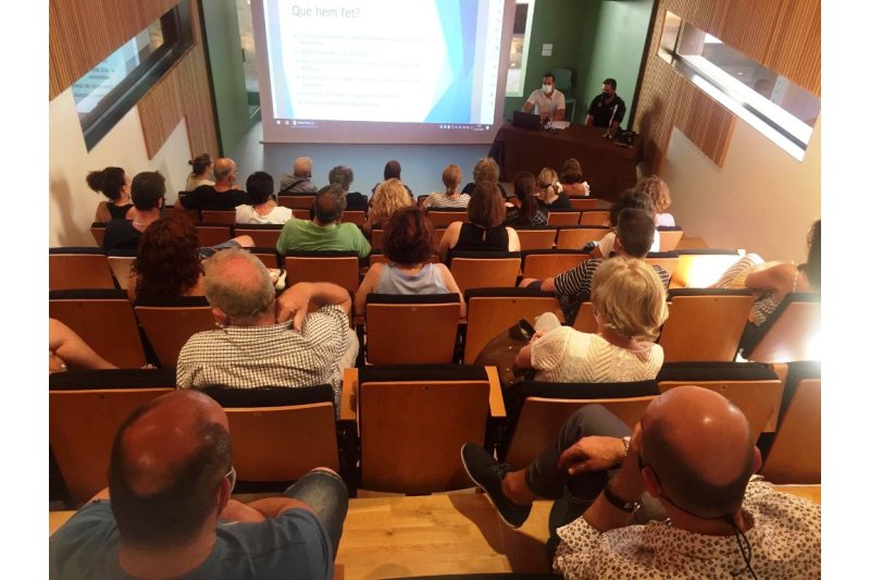 Benissa proyecta la peatonalización de la plaza Rei Jaume I Benissa proyecta la peatonalización de la plaza Rei Jaume I