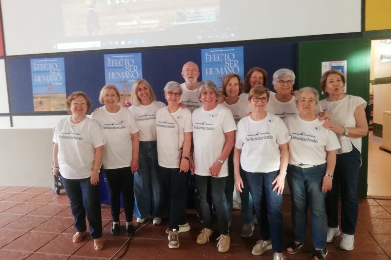 Manos Unidas recauda 2.500 euros en la Cena del Hambre de Dénia  Manos Unidas recauda 2.500 euros en la Cena del Hambre de Dénia