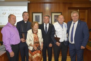 La solidaritat d’Acnur i la fraternitat de la Confraria del Natzaré reconegudes amb els premis 9 d’Octubre de Xàbia