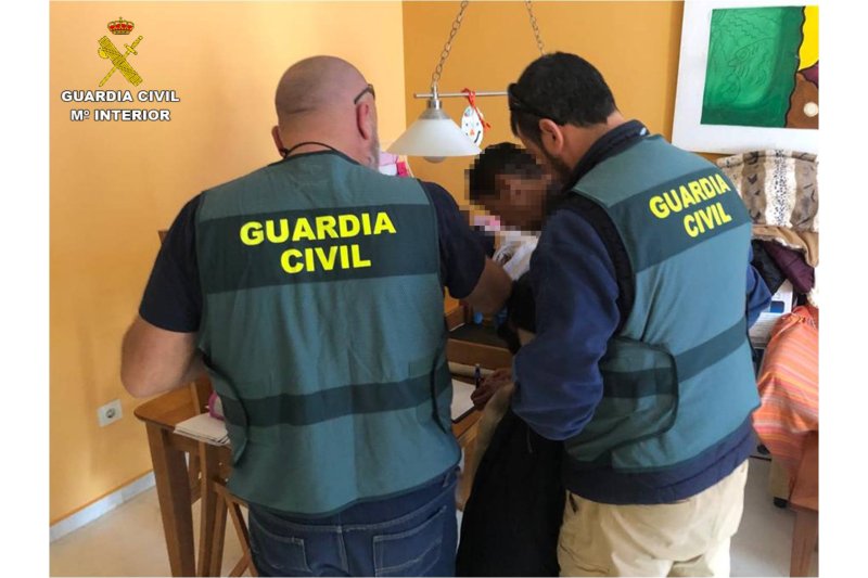 La Guardia Civil detiene al presunto autor del asesinato de un anciano de 96 años en Xàbia    La Guardia Civil detiene al presunto autor del asesinato de un anciano de 96 años en Xàbia
