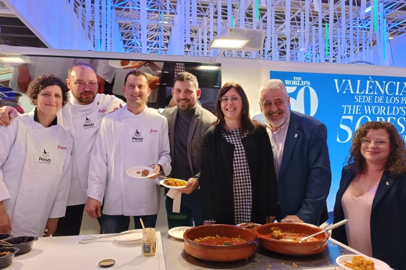La gastronomia pegolina seduce a los visitantes de FITUR con la revelación de los secretos de la crosta, els figatells y les coques escaldades  La gastronomia pegolina seduce a los visitantes de FITUR con la revelación de los secretos de la crosta, els figatells y les coques escaldades