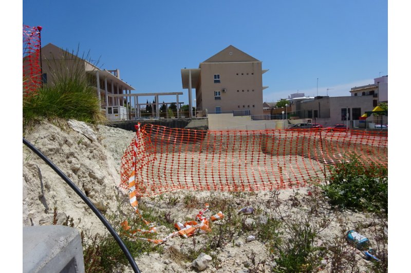 El PP critica la gestión de la adjudicación del proyecto del Auditorio de Xàbia después que la empresa haya frenado las obras El PP critica la gestión de la adjudicación del proyecto del Auditorio de Xàbia después que la empresa haya frenado las obras
