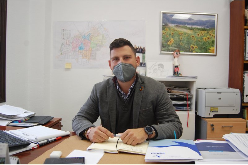 Promoción Económica inicia las campañas de revitalización del comercio de Pego con la del Día del Padre Promoción Económica inicia las campañas de revitalización del comercio de Pego con la del Día del Padre