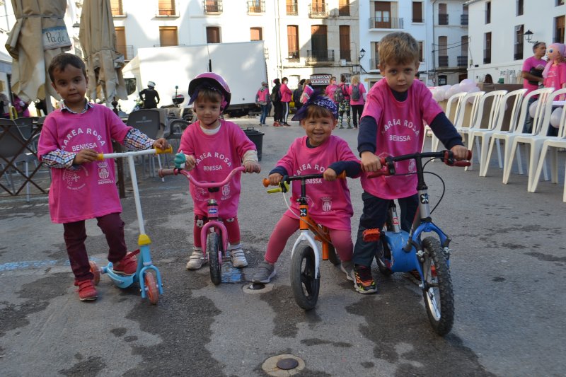 Marea Rosa en Benissa: Cuéntame lo que te pasa y no calles Marea Rosa en Benissa: Cuéntame lo que te pasa y no calles