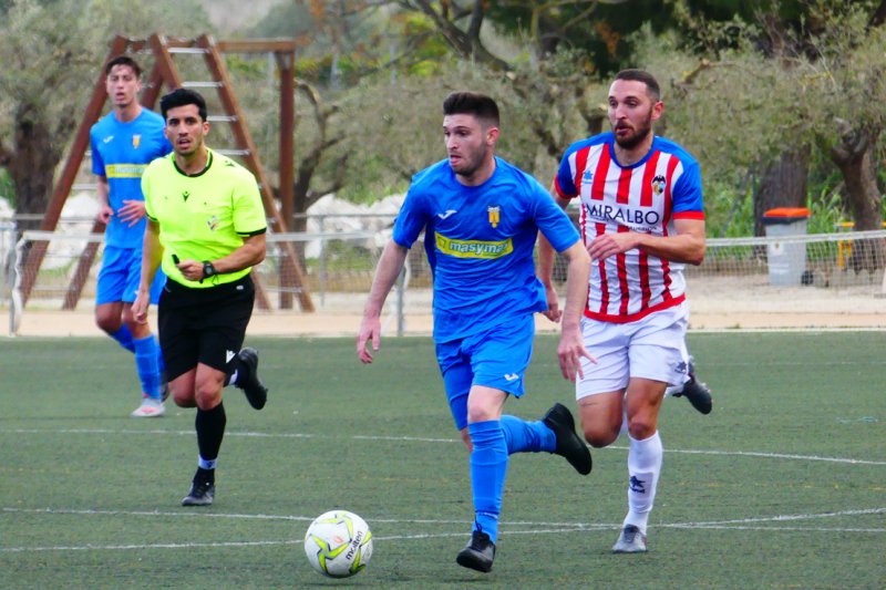 Preferente: El Pedreguer se crece en defensa ante un Jávea que no marca ni de penalti (0-0) Preferente: El Pedreguer se crece en defensa ante un Jávea que no marca ni de penalti (0-0)